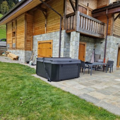 Spa 4 - 5 places Topaze Viskan
