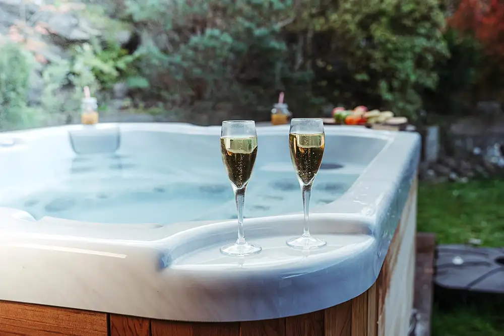 Spa Jacuzzi De Luxe Wood cladding Spa Jacuzzi De Luxe Wood cladding